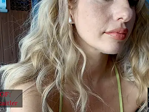 Snapshot of _horny_sexy_ chatting on 09-18-25, 05:09  horny sexy  online show from 09-18-25, 05:09