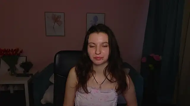 BelovedAlice online show from 04-25-26, 06:38