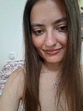 Snapshot of Alba2331 chatting on 06-27-26, 11:59 Alba2331 online show from 06-27-26, 11:59