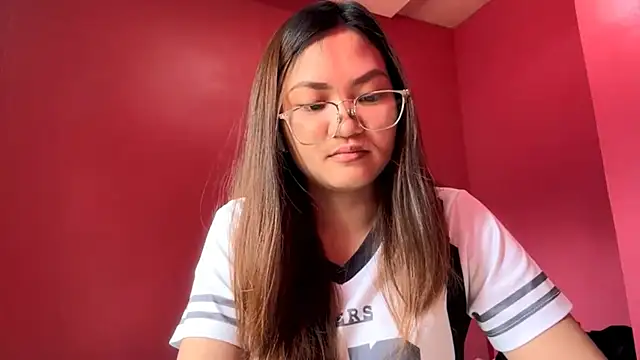 AliseSchiller online show from 04-25-26, 06:05