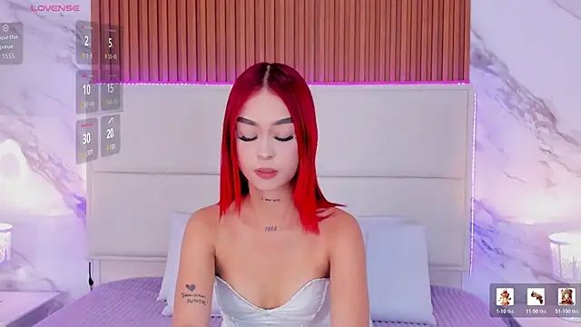 Snapshot of _bella_rossee_ chatting on 06-21-26, 03:42 bella rossee online show from 06-21-26, 03:42