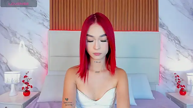 Snapshot of _bella_rossee_ chatting on 08-04-26, 04:15 bella rossee online show from 08-04-26, 04:15