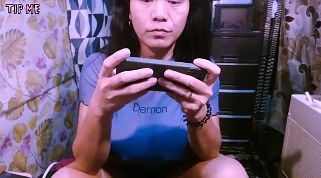 TSjuicyhotdrops online show from 01-15-25, 10:49