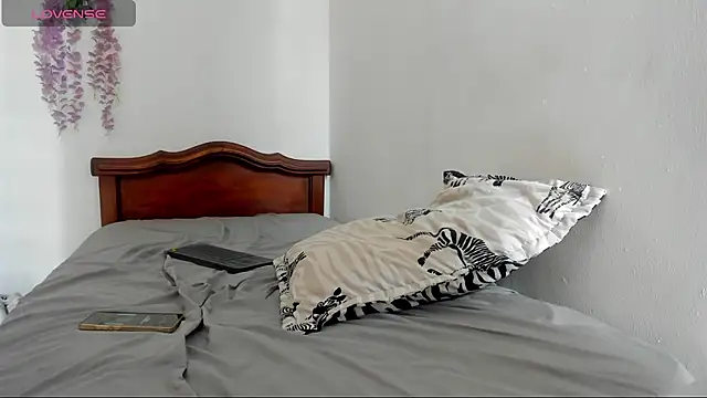 liammendoza98 online show from 07-16-26, 04:02
