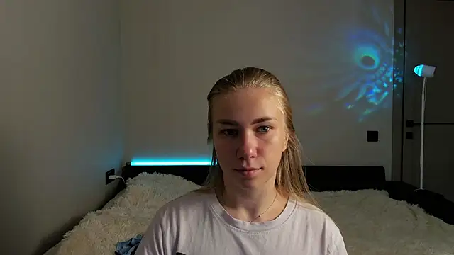 Snapshot of AnnaAlexArti chatting on 06-25-26, 05:12 AnnaAlexArti online show from 06-25-26, 05:12