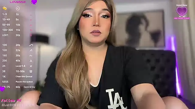 Snapshot of Sensual_Ekang chatting on 06-28-26, 03:18 Sensual Ekang online show from 06-28-26, 03:18