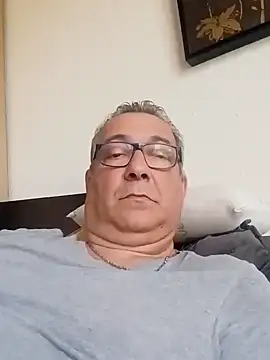 Soloyan online show from 01-31-25, 03:55