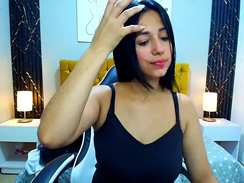 Snapshot of gaby_cute4u chatting on 05-28-26, 08:28 gaby cute4u online show from 05-28-26, 08:28