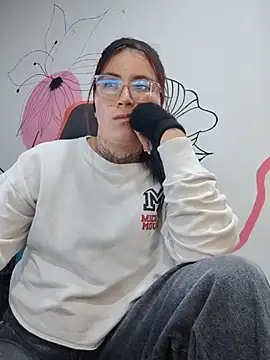 Snapshot of marita_ chatting on 06-24-26, 09:36 marita online show from 06-24-26, 09:36