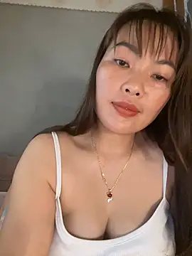 Snapshot of MUNMUN2K5 chatting on 07-18-26, 02:05 MUNMUN2K5 online show from 07-18-26, 02:05