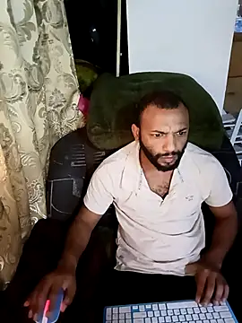 Camodick online show from 09-12-25, 04:07