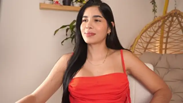 Snapshot of beauty_latina chatting on 08-09-26, 12:01 beauty latina online show from 08-09-26, 12:01