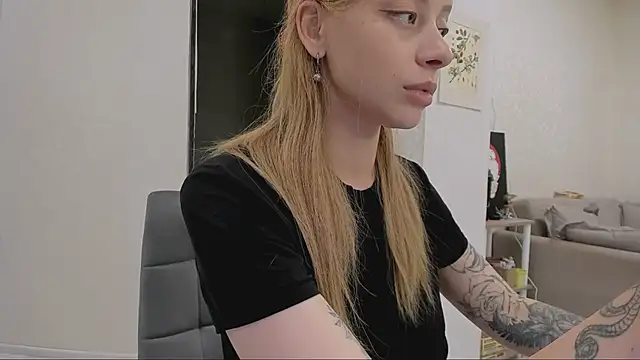 Snapshot of Jane_Bright chatting on 03-13-25, 09:05 Jane Bright online show from 03-13-25, 09:05