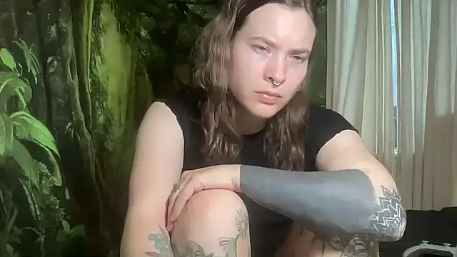 mo0ngoddess online show from 12-17-25, 12:27