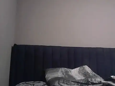Snapshot of Nude-Deen chatting on 07-23-26, 05:33 Nude-Deen online show from 07-23-26, 05:33