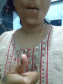 Snapshot of Radhika_rekha_kannada chatting on 06-19-26, 12:37 Radhika rekha kannada online show from 06-19-26, 12:37