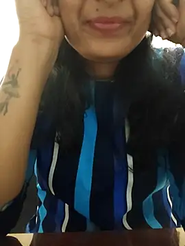 Snapshot of Radhika_rekha_kannada chatting on 08-01-26, 03:44 Radhika rekha kannada online show from 08-01-26, 03:44