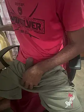 Snapshot of Inuchethi chatting on 01-01-25, 11:27 Inuchethi online show from 01-01-25, 11:27