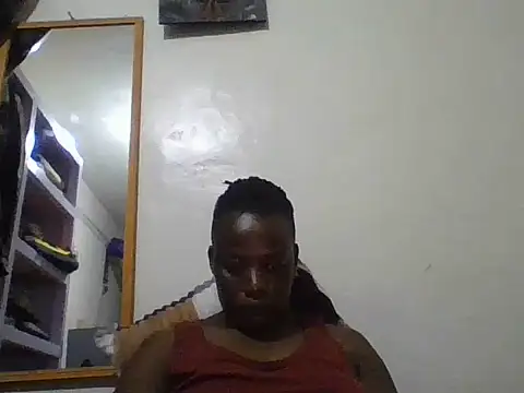 Snapshot of yourdreamgirlT chatting on 06-08-26, 03:07 yourdreamgirlT online show from 06-08-26, 03:07