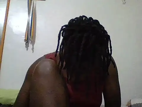Snapshot of yourdreamgirlT chatting on 06-24-26, 03:05 yourdreamgirlT online show from 06-24-26, 03:05