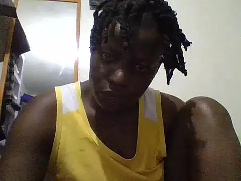 Snapshot of yourdreamgirlT chatting on 07-06-26, 12:18 yourdreamgirlT online show from 07-06-26, 12:18
