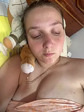 Snapshot of Loulou_fck chatting on 07-04-26, 02:23 Loulou fck online show from 07-04-26, 02:23