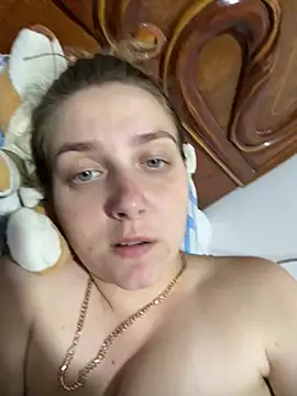 Snapshot of Loulou_fck chatting on 07-25-26, 12:31 Loulou fck online show from 07-25-26, 12:31
