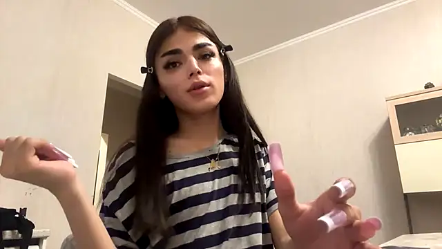 Snapshot of MarlyJess chatting on 07-29-26, 12:42 MarlyJess online show from 07-29-26, 12:42
