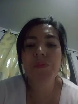 Snapshot of dhanya_moon chatting on 06-18-26, 01:06 dhanya moon online show from 06-18-26, 01:06