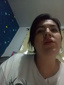 Snapshot of dhanya_moon chatting on 07-26-26, 02:31 dhanya moon online show from 07-26-26, 02:31