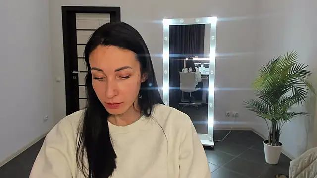 BouncySweety online show from 01-17-25, 08:55