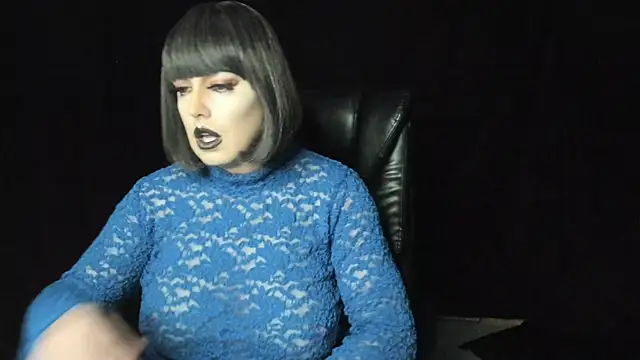 Snapshot of Danielle_tv33 chatting on 12-23-24, 09:40 Danielle tv33 online show from 12-23-24, 09:40