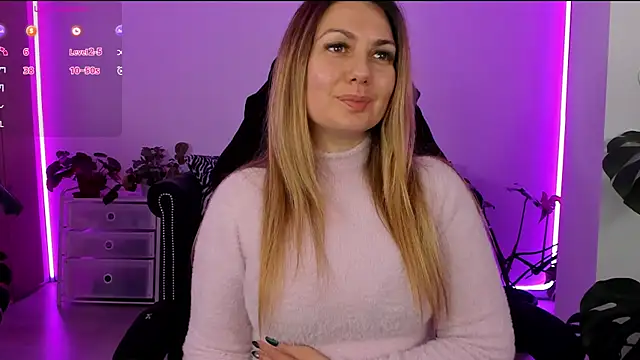 LindaWhite  online show from 02-23-25, 09:59