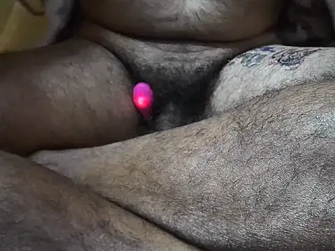 indiboy009 online show from 12-25-24, 02:03