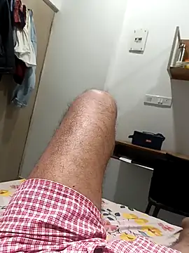 indiboy009 online show from 12-15-25, 03:27