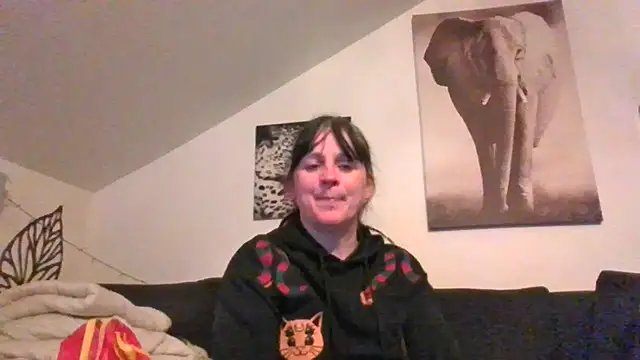 Snapshot of sexujuly88 chatting on 02-06-26, 10:35 sexujuly88 online show from 02-06-26, 10:35