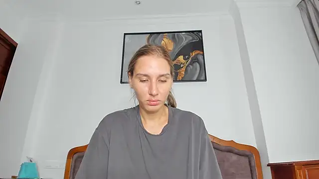 SofiClimbing online show from 10-15-25, 05:40