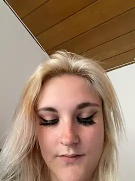 Viviluu Offiziell online show from 06-03-26, 02:33