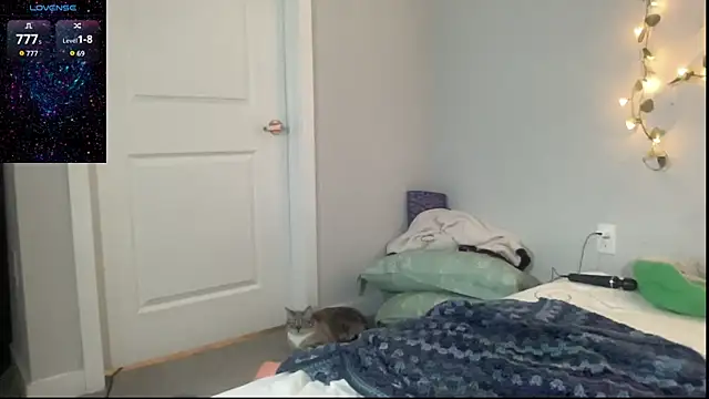 maddiliz online show from 11-27-25, 02:02