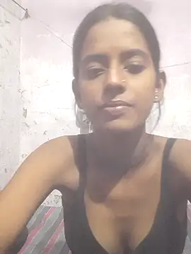 Snapshot of Saloni-Tyagi chatting on 08-03-26, 04:55 Saloni-Tyagi online show from 08-03-26, 04:55