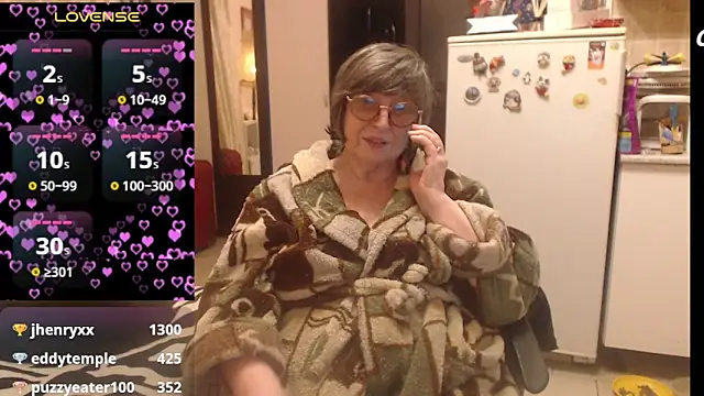 Sharon Amore online show from 03-26-26, 07:08