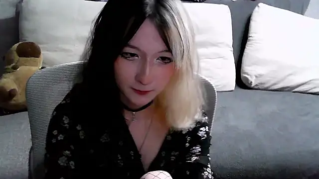 Snapshot of Lilfain_baby chatting on 07-29-26, 12:14 Lilfain baby online show from 07-29-26, 12:14