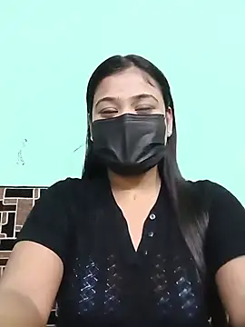 Snapshot of Sweathatamil chatting on 06-25-26, 04:55 Sweathatamil online show from 06-25-26, 04:55