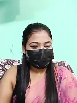 Snapshot of Sweathatamil chatting on 07-08-26, 06:34 Sweathatamil online show from 07-08-26, 06:34