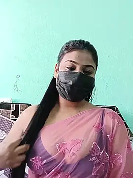 Snapshot of Sweathatamil chatting on 07-10-26, 04:50 Sweathatamil online show from 07-10-26, 04:50