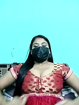 Snapshot of Sweathatamil chatting on 07-10-26, 04:53 Sweathatamil online show from 07-10-26, 04:53