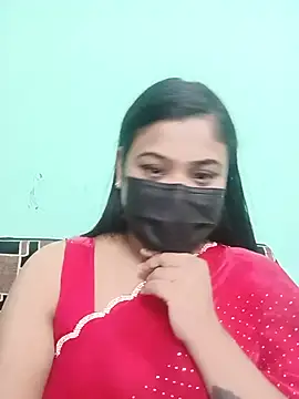 Snapshot of Sweathatamil chatting on 07-17-26, 05:40 Sweathatamil online show from 07-17-26, 05:40