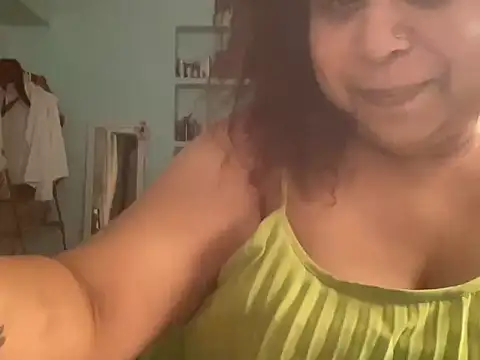Snapshot of ayendrila_2 chatting on 07-16-26, 10:43 ayendrila 2 online show from 07-16-26, 10:43