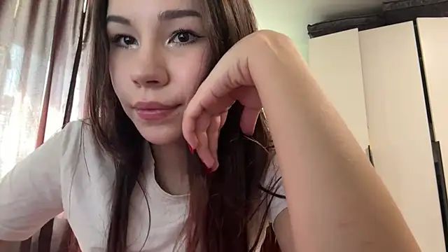 Snapshot of HotGirlMilla chatting on 06-30-26, 02:29 HotGirlMilla online show from 06-30-26, 02:29