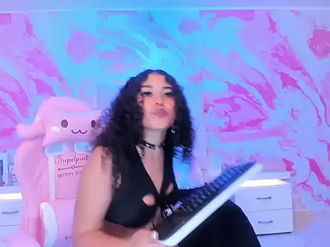 victoria rosee1 online show from 06-17-26, 04:59